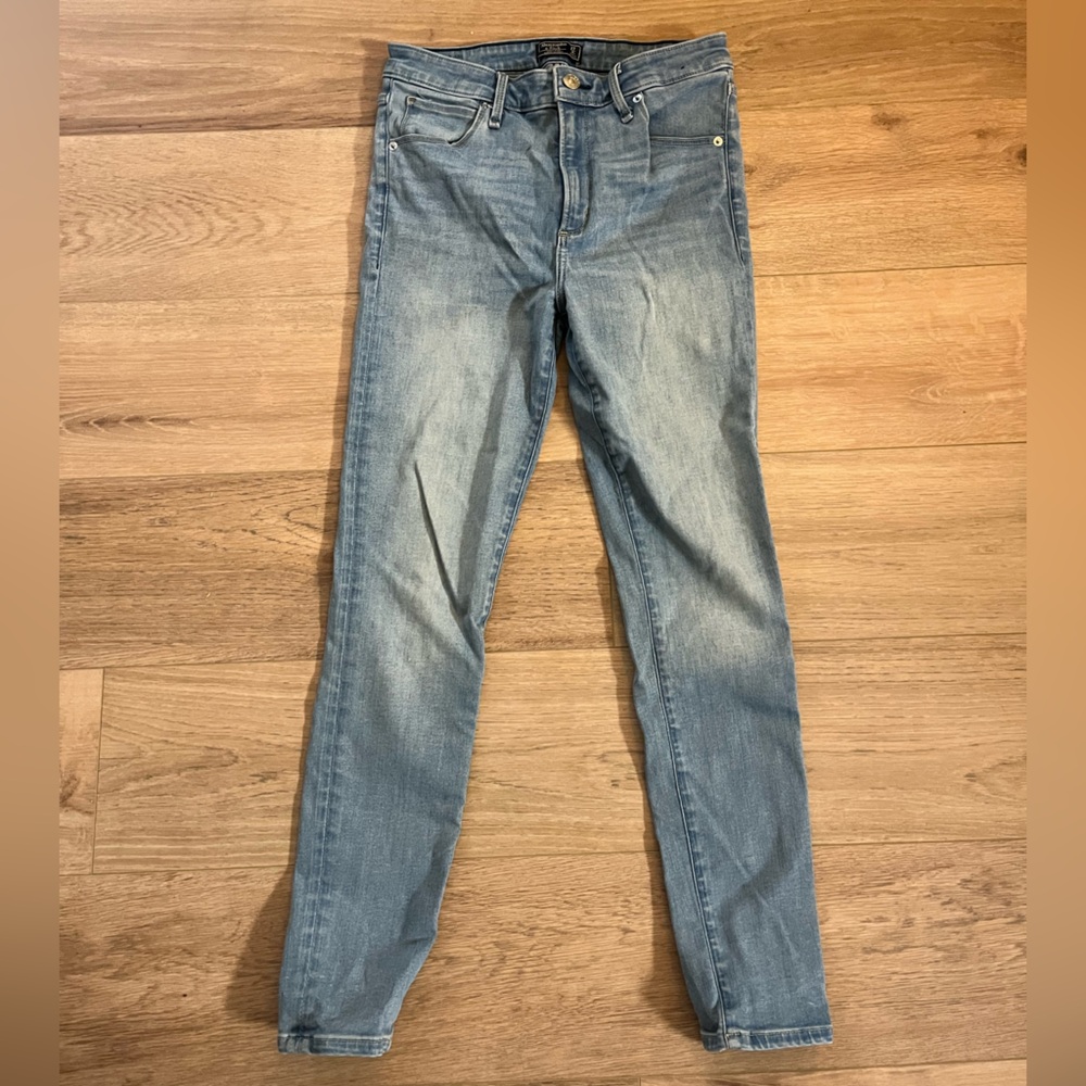 Abercrombie High Rise Jeans